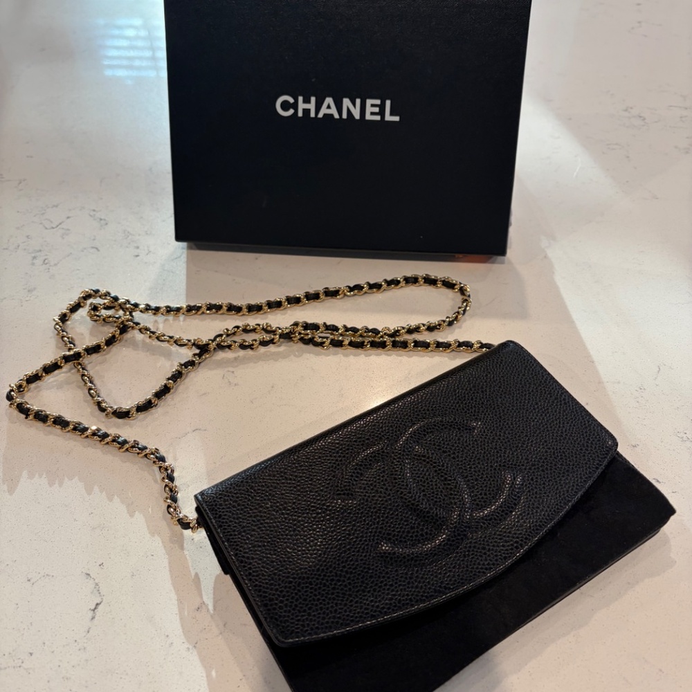 Chanel Black Caviar Leather CC timeless wallet on chain - Picture 7 of 8